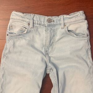 ⭐️ Zara flare light wash jeans